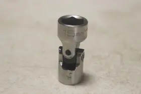 BU15M6 MATCO TOOLS Drive Point Swivel Socket #3