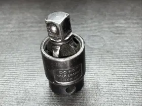 BUP28B MATCO TOOLS Swivel Impact Socket Clean #3