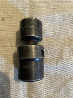 CUP18M6A MATCO TOOLS Shallow Swivel Impact Socket Drive Point