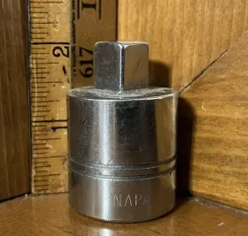 NH-82 NAPA Female Drive Male Reducer Socket Adapter