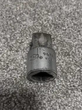 W9072 P-C Socket Adapter