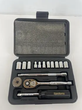 8-30016 PACCAR DYNACRAFT Socket Ratchet Set Drive