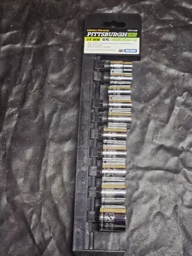 61285 PITTSBURGH AUTOMOTIVE Pro Drive Socket Set