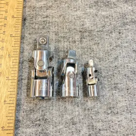 08815 POPULAR MECHANICS Swivel Adapter Set Square Drive