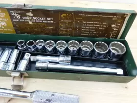 8520 S-K TOOLS Drive Socket Set Box #3