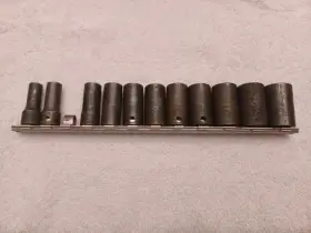 Snap-on 2121mfmsya Tools 3/8 Inch Drive Metric Semi Deep 6 Point Impact Socket Set