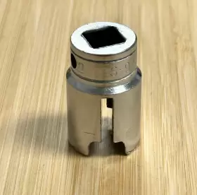 9459-B SNAP-ON Tools Drive Valve Cover Boltwing Nut Socket #3 9459-B SNAP-ON Tools Drive Valve Cover Boltwing Nut Socket #3