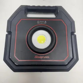 Snap-on Ecfde402 Snap-on Tools 4200 Lumen Rechargeable Work Light With Magnetic Base Snap-on Ecfde402 Snap-on Tools 4200 Lumen Rechargeable Work Light With Magnetic Base
