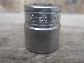 F-17M SNAP-ON Point Shallow Socket Drive