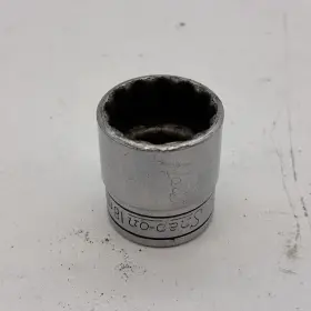 F-18M SNAP-ON Drive Socket B6