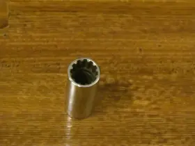 FEL180 SNAP-ON Spline Socket Drive Underlined #2