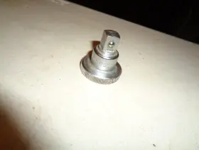 FRS-7 SNAP-ON Tool Drive Ratchet Adapter Thumb Spinner