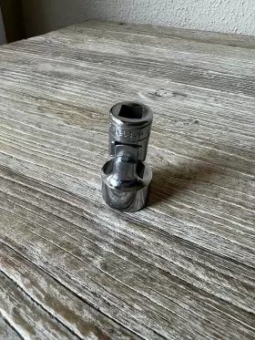 FU26B SNAP-ON Tools Drive Point Swivel Socket #3