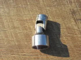 FUH26 SNAP-ON Point Drive Swivelsocket Underline