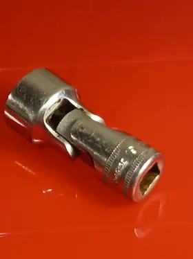 FUM19 SNAP-ON Tools Drive Point Swivel Socket