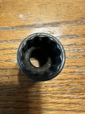 GLDH-332 SNAP-ON Point Drive Socket Shallow