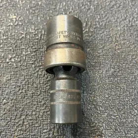 IPDLM16 SNAP-ON Tools Drive Impact Swivel Socket