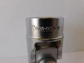LV-82 SNAP-ON Tools Drive Swivel Joint Socket #2