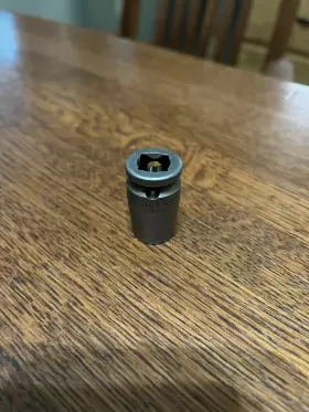 M2110 SNAP-ON Drive Point Standard Socket