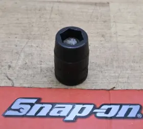 MFIMM11 SNAP-ON Drive Shallow Magnetic Power Socket