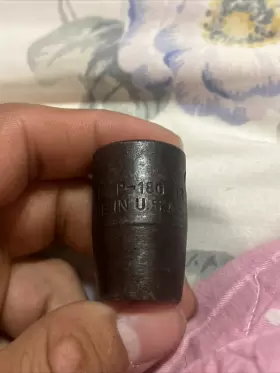 P-180 SNAP-ON Drive Socket P-180 SNAP-ON Drive Socket