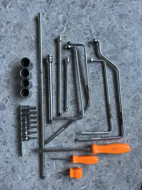 Snap-on Lot