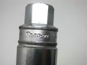 S9711 SNAP-ON Tools Drive Retention Spark Plug Socket #3