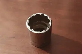 SWM241 SNAP-ON Drive Point Shallow Socket #3