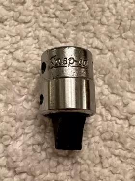 TM82 SNAP-ON Drive Flat Tip Bit Socket