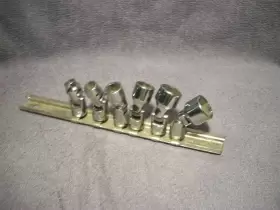 TMUS81A-TMUS181A SNAP-ON Point Standard Swivel Socket Set #2
