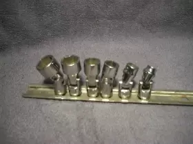TMUS81A-TMUS181A SNAP-ON Point Standard Swivel Socket Set