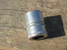 FSM151 SNAP-ON Drive Point Shallow Underline Socket #2