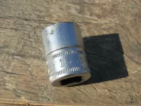 FSM151 SNAP-ON Drive Point Shallow Underline Socket