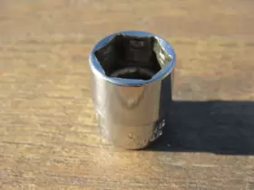 TM18 SNAP-ON Drive Point Shallow Socket #2