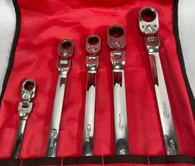 XFRRM705 SNAP-ON Reversible Point Ratcheting Combination Set