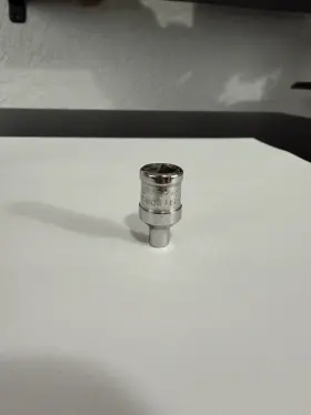 YTM04 SNAP-ON Drive Flank Shallow Socket