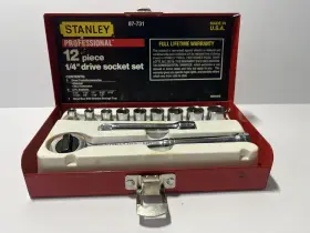 87-731 STANLEY Drive Socket Set