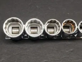 B-1222 WILLIAMS Sockets #3