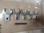 Mac Tools Cov 1/2" Drive 1-1/16" To 1-1/2" Crowsfoot With Holder. Fixed Price $95.00.