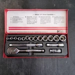Snap-on 1/4" Drive 6-point Metric General Service 17pc Set W/ Red Case Used. Fixed Price $330.00.