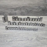 Craftsman 6 And 12 Pt Shallow Lot Of -ee- Series Sockets Vintage Usa Made. Fixed Price $33.99.