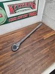 P37- Mac Tools 3/4 Drive Zr26 Chrome Handle Ratchet Usa. Fixed Price $165.00.