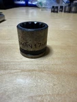 Craftsman Spline Socket 17mm 24983 3/8 Drive. Fixed Price $2.00.