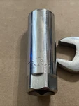 Craftsman Tools Usa G2 43327, 1/2" Drive, 5/8" Sparkplug Socket, 6 Point *nos*. Fixed Price $3.99.