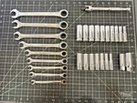 Gearwrench 29pc Ratcheting Combination Wrench & Deep Socket Set Metric Sae. Fixed Price $74.99.