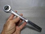 Craftsman 44977 1/2" Dr. Rhft 10" Thumbwheel Quick Release Ratchet -v- Pat Pend. Fixed Price $24.95.