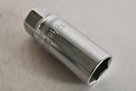 New Dewalt 13/16'' X 3/8'' Dr Deep Polished Chrome Spark Plug Socket 86-381d 6pt. Fixed Price $9.99.