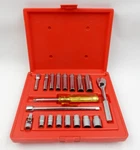 Mac Tools Usa Sm196br 19pc Sae Socket Ratchet Extension General Service Set. Fixed Price $219.95.