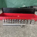 Vintage Williams 1/4 Drive Socket Set Kit T-bar 12 Sockets Case Made In Usa. Fixed Price $34.95.