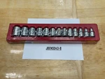 Snap-on Tools Usa New 1/2" Drive Sae 6pt Shallow Chrome Fdx Socket Set 313ytwy. Fixed Price $399.95.